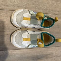 Nike Toddler Sneaker Size 8