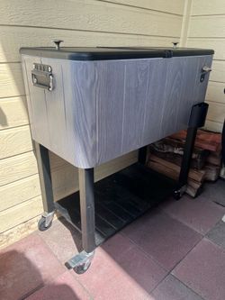 80qt. Beverage Cooler