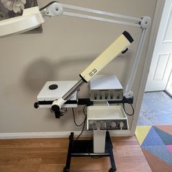Facial machine Ikonna. In excellent Condition 