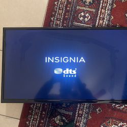 Insignia 32 Inch LED 720p HDTV