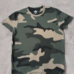 Men's small Hollister T-shirt 
