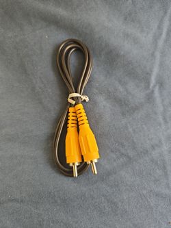 RCA- MALE TO MALE CABLE