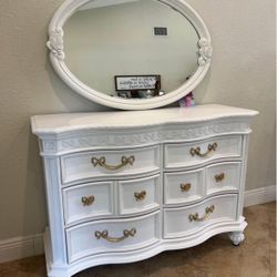 White Dresser with Mirror Bedroom
