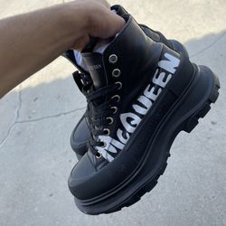 Alexander McQueen Size 42