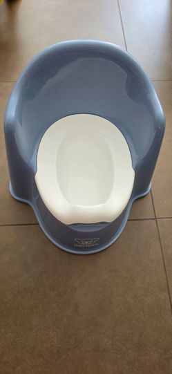 BabyBjorn Potty Chair Blue