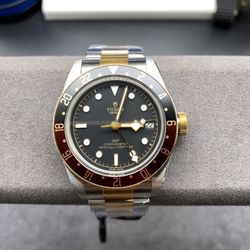 Classic original design mechanical men's watch