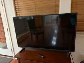 Insignia 50” Smart Fire TV – Excellent Condition – Remote Included
