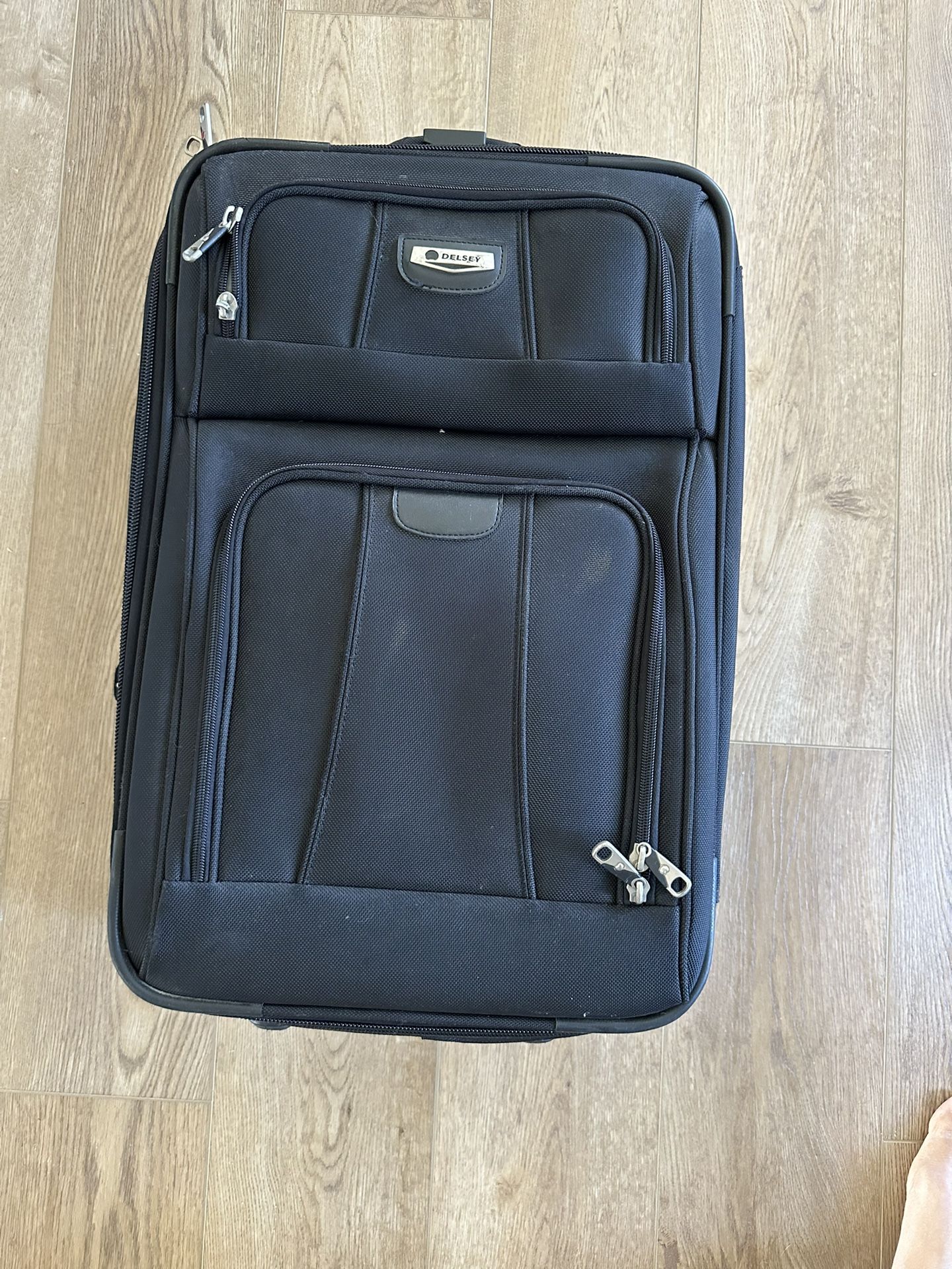 Delsay Carry-on Luggage