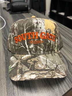 South Gate snap back Hat