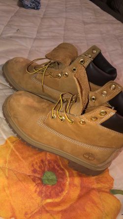 Timberlands size 4