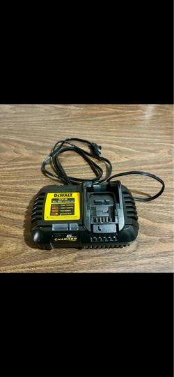 DeWalt 20v 6 Amp Charger