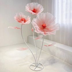 Oversized Giant Flowers 