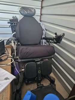 Motorized wheelchair new