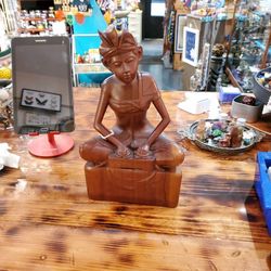 Klungkung Bali Statue 