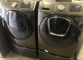 Samsung Washer and Gas Dryer Set