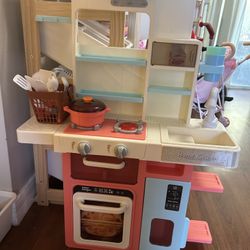 Play Kitchen 