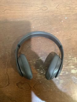 BEATS STUDIO PRO BROWN HEADPHONES 111469-1 JAR