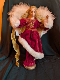 Elegant Angel Figurine With Feathered Wings 