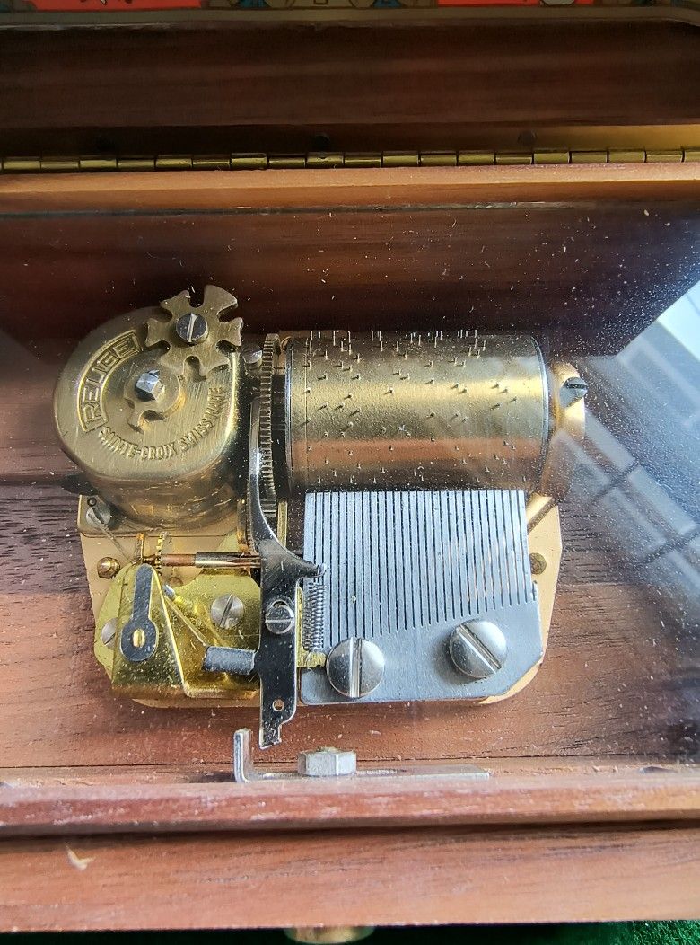 Vintage Reuge  Saint Croix Music Box $125