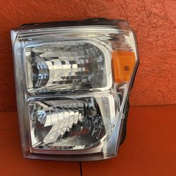2011 - 2016 FORD F-250 F-350 SUPER DUTY LEFT DRIVER HEADLIGHT OEM BC34-13006-B