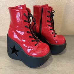 Red Patent Platform Wedge Boots – Star Cutout – Size 6