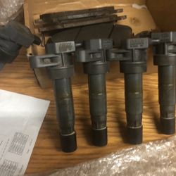 Original ignition coils for Santa Fe 2007. They are all good working condition.