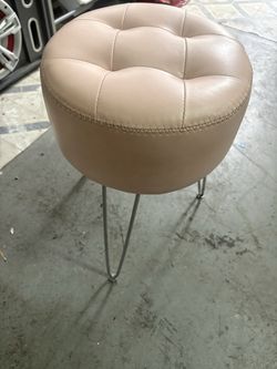Vanity stool