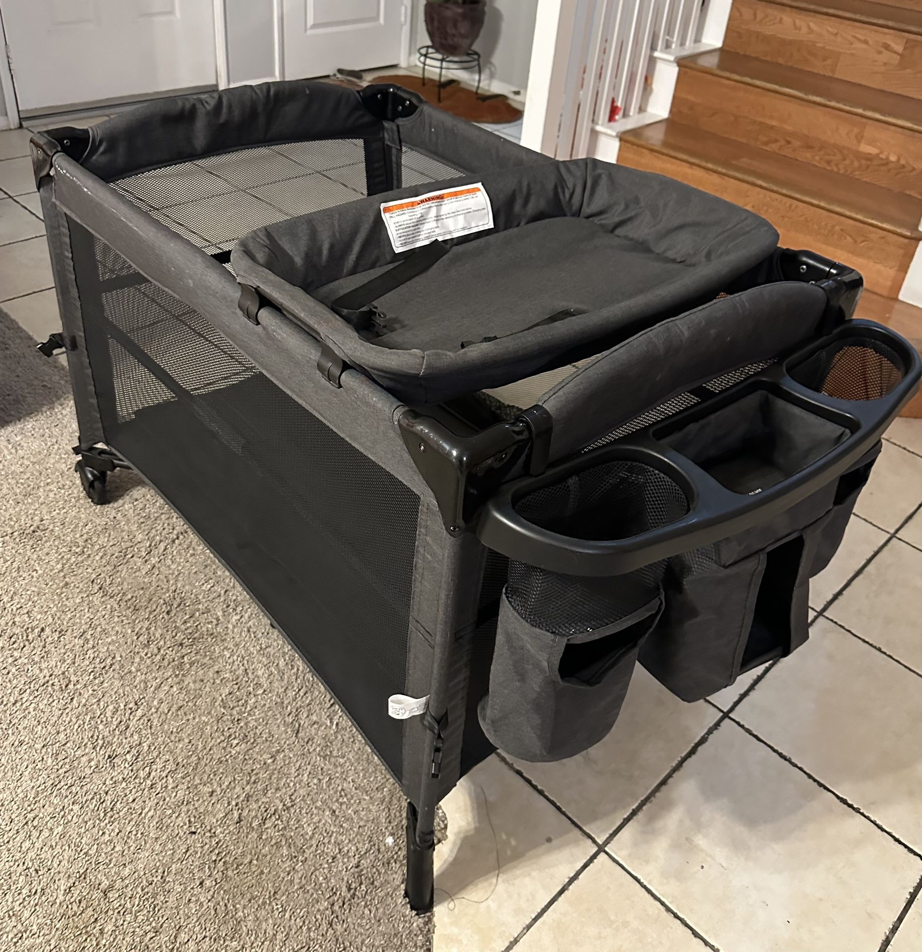 4 in 1 Baby Bassinet - (black)