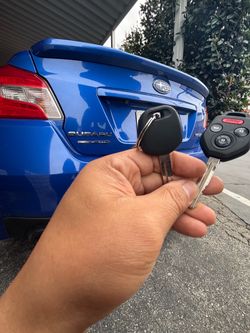 Llaves de autos/ car keys