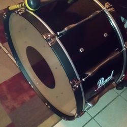 28 Inch Black Pearl Marching Bass Drum