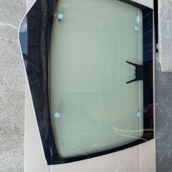 Tesla Model Y Windshield 