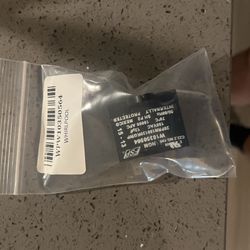 New Open Box Genuine OEM Whirlpool Refrigerator Run Capacitor WPW10350564