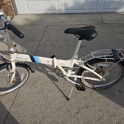 Dahon Bike Adjustable Seat  Needs Tires  800