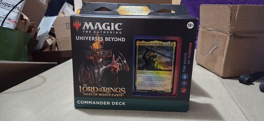 Magic the Gathering The Lord of the Rings: Tales of Middle-earth Commander Deck - The Hosts of Mordor