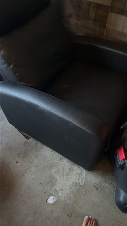 Black Leather Recliner Chair