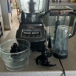 Ninja Blender/ food processor