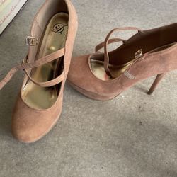 Heels Size 10