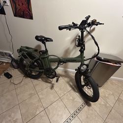 Rattan LM 750W Foldable Flat Tire E-bike
