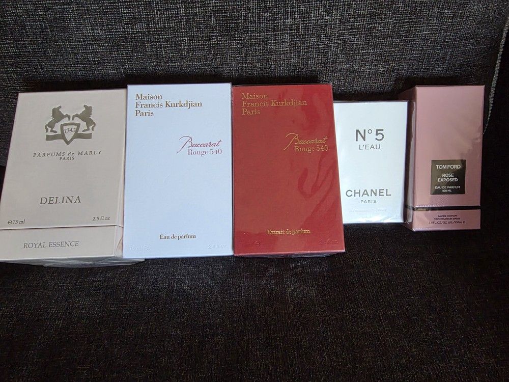 Luxury Perfumes 