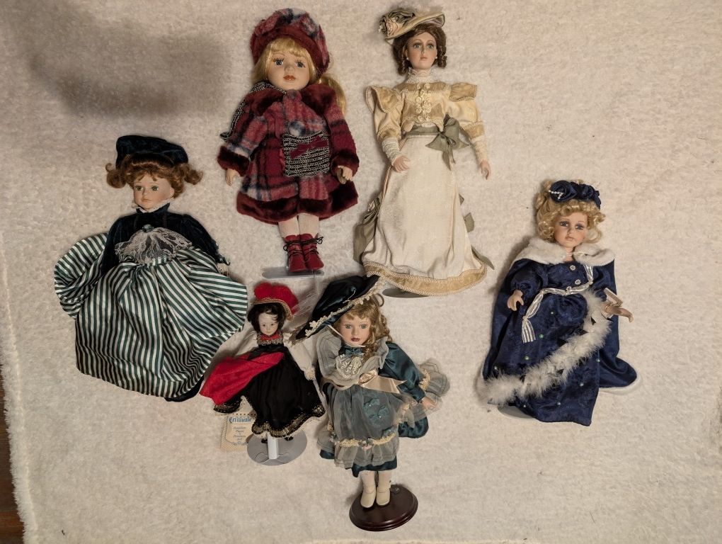 6 Vintage Porcelain Dolls