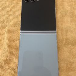 Samsung Galaxy Zflip 5 5G Unlocked (Desbloqueado)