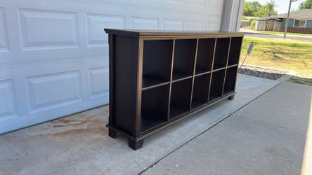 IKEA wood bookshelf Markor