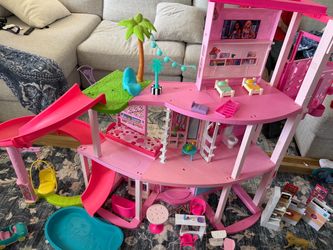 Barbie dream house