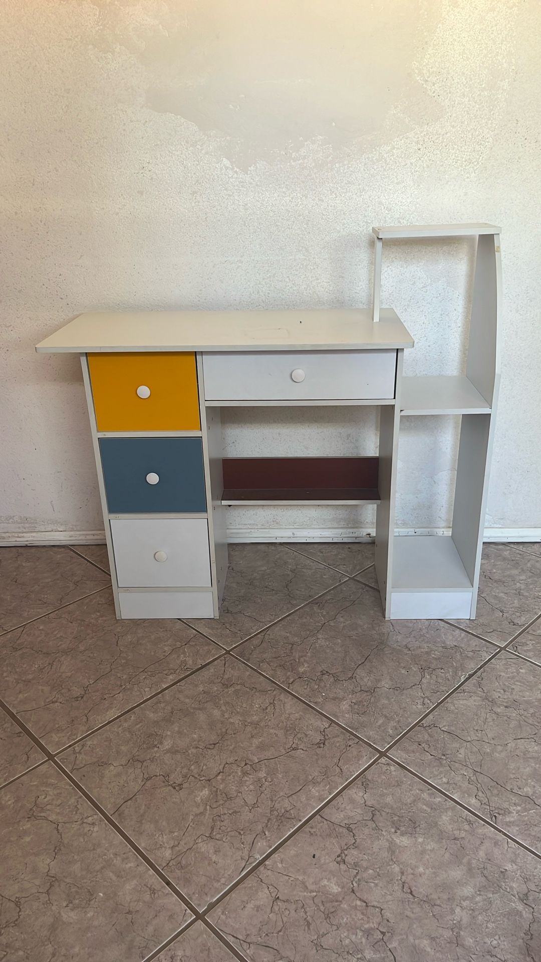 Child Desk