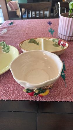 Apple Franciscan serving dish, Apple plate, and Apple bowl $10 for all 3 93309