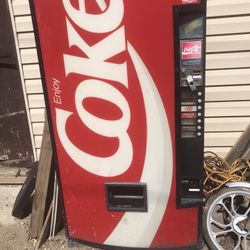 Coke Machine Needs A Little Work On Coin Receive What Machine Works First Hundred Dollars Takes It Pick Up In Linthicum