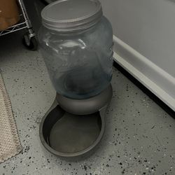 10 Quart Gravity Feed Water Dish