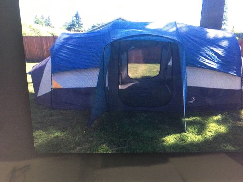 Swiss gear 20 x 10 camping tent Model 36281
