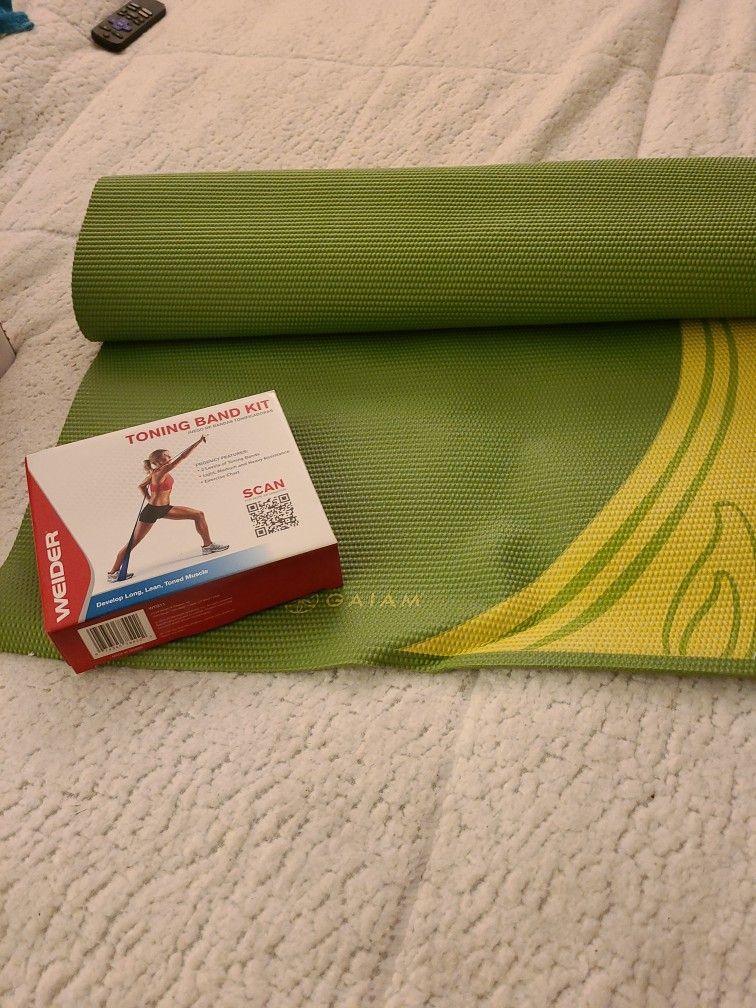 Yoga Mat With Arm Band Toning Kit