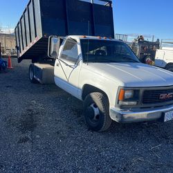 1999 GMC 3500 Dump Truck – 5.7L